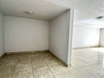 Departamento con uso de suelo en Venta  (Zona Río)