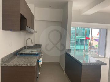 Living Central Departamento en venta en Portales Sur