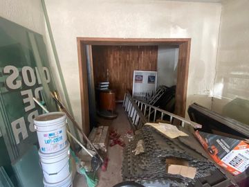 OPORTUNIDAD UNICA! CASA EN VENTA PARA REMODELAR
