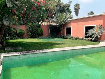 Casas Venta CAL. Bayona  - LA MOLINA