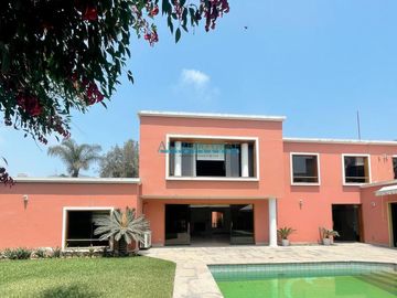 Casas Venta CAL. Bayona  - LA MOLINA