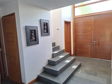 Casa en Venta en Nueva La Dehesa 5820