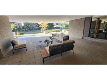 Dpto 3D+3B+ 2 EST+BOD Con Jardín privado de 197,63 m2