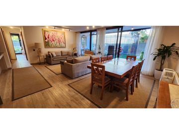 Dpto 3D+3B+ 2 EST+BOD Con Jardín privado de 197,63 m2