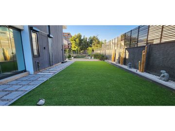 Dpto 3D+3B+ 2 EST+BOD Con Jardín privado de 197,63 m2