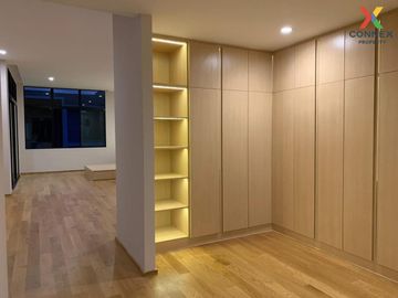FOR SELL townhouse Nirvana DEFINE Srinakarin-Rama 9 MRT-Sridan CX-118283