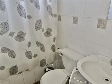 Casa en Venta en A metros de Calle Condell Sur