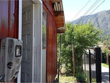 Venta dos cabañas en terreno  Curarrehue