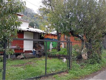 Venta dos cabañas en terreno  Curarrehue