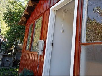 Venta dos cabañas en terreno  Curarrehue