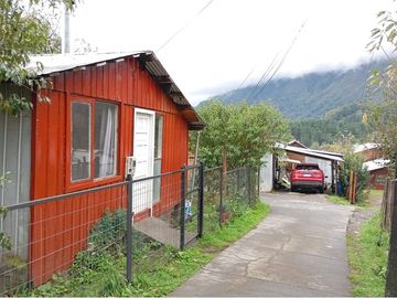 Venta dos cabañas en terreno  Curarrehue