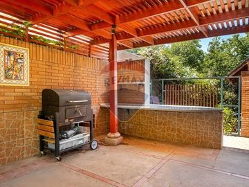 Espectacular Casa En Condominio El Almendro