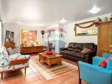 Espectacular Casa En Condominio El Almendro
