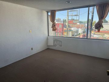 Casa en Renta con local en  Bosques de Colón, Toluca Estado de México