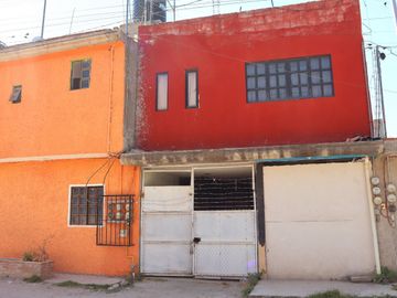 Casa en venta a una calle de Antiguo Camino Real a Cholula.