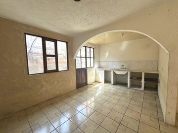 Casa en venta a una calle de Antiguo Camino Real a Cholula.