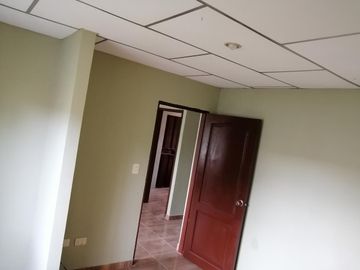 VENTA DE CASA EN URBANIZACIÓN LA JOYA  (VM)