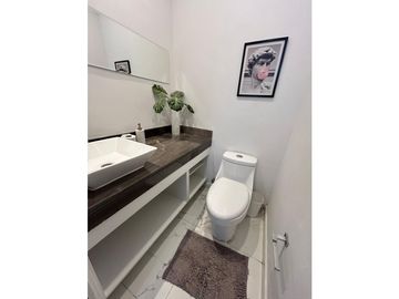 Casa en venta completamente amueblada y equipada en San Ramón Norte