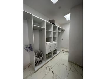 Casa en venta completamente amueblada y equipada en San Ramón Norte
