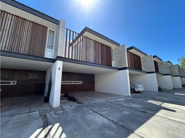 Casa en venta completamente amueblada y equipada en San Ramón Norte