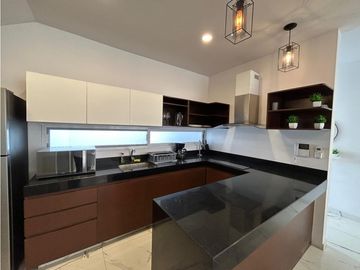 Casa en venta completamente amueblada y equipada en San Ramón Norte