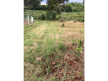 SE VENDE LOTE EN ARAVIA A 5 MINUTOS DE VIA PRINCIPAL