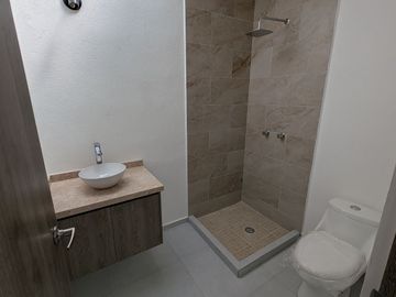 CASA VENTA CIUDAD MADERAS MARQUES QUERETARO