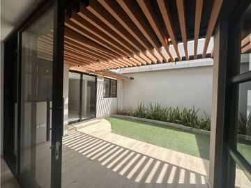 CASA DE DOS NIVELES EN VENTA EN VILLA CAMPESTRE
