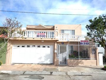 PLAYAS DE TIJUANA AMPLIA CASA EN EXCELENTE UBICACION