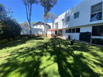 VENTA CASA EN CALLE CERRADA EN JARDINES DEL PEDREGAL