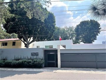 VENTA CASA EN CALLE CERRADA EN JARDINES DEL PEDREGAL