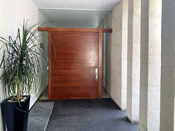 VENTA CASA EN CALLE CERRADA EN JARDINES DEL PEDREGAL