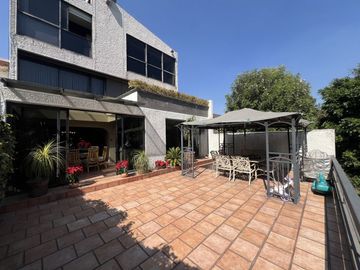 CASA EN VENTA JARDINES DEL PEDREGAL CDMX