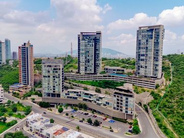 Departamento en Venta en Valle Oriente / Kalah