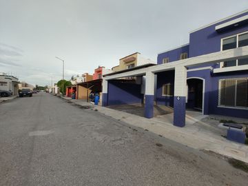 CASA EN VENTA EN 18 DE MARZO, CIUDAD DEL CARMEN CAMPECHE