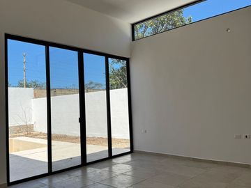 Casa en venta de una planta en Privada Praderas del Mayab, Mérida Yuc.