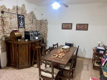 VENDE EXCELENTE CASA
