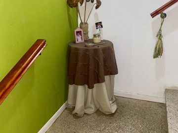 VENDE EXCELENTE CASA