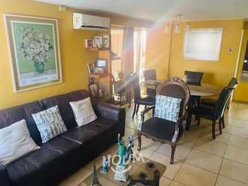 CASA EN CONDOMINIO EN LINDO SECTOR