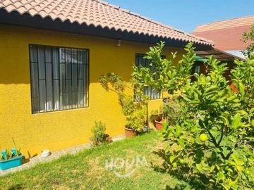 CASA EN CONDOMINIO EN LINDO SECTOR