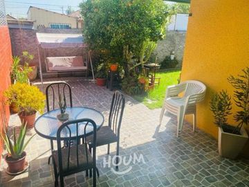 CASA EN CONDOMINIO EN LINDO SECTOR