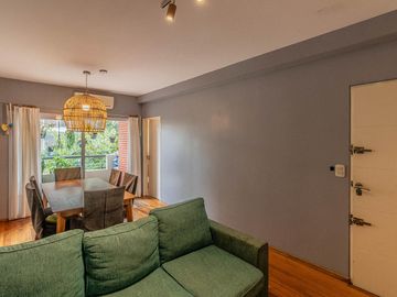 Departamento de 3 Ambientes con Balcón amplio y Cochera fija -Suite - Caballito