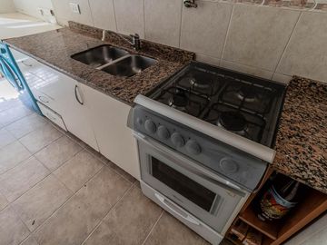 Departamento de 3 Ambientes con Balcón amplio y Cochera fija -Suite - Caballito