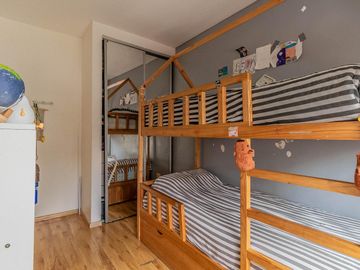 Departamento de 3 Ambientes con Balcón amplio y Cochera fija -Suite - Caballito