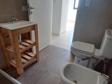 AMPLIO DEPARTAMENTO A ESTRENAR