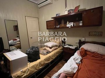CASA 2 dormitorios en Sgto Cabral - Huergo al 1900