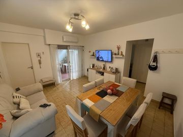 Departamento en  Venta de 2 amb con Patio Apto Crédito