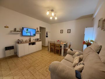 Departamento en  Venta de 2 amb con Patio Apto Crédito