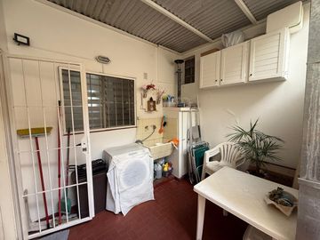 Departamento en  Venta de 2 amb con Patio Apto Crédito