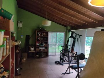 Excelente casa ubicada en Barrio El Cazador, J. Zorrilla De San Martin al 3100